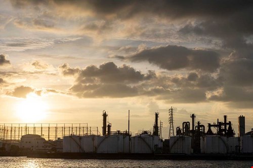 چالش‌ها و فرصت‌های پیمانکاران عمومی ایران در بازار جهانی